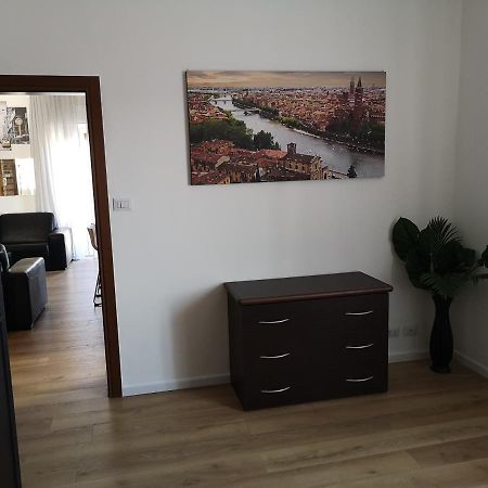 Queen East Verona Apartments Dış mekan fotoğraf