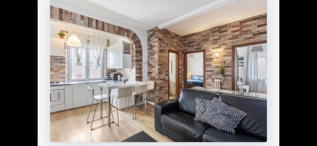 Queen East Verona Apartments Dış mekan fotoğraf