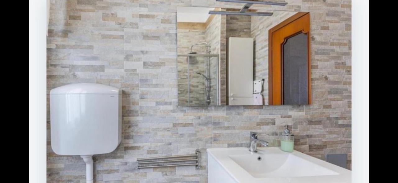 Queen East Verona Apartments Dış mekan fotoğraf