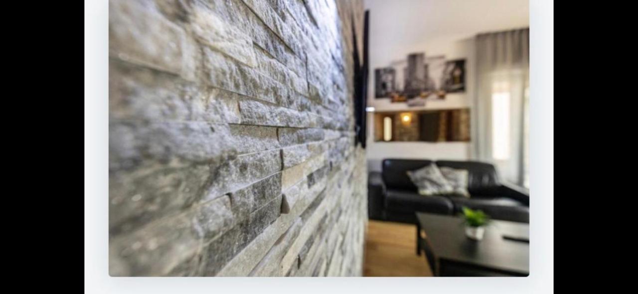 Queen East Verona Apartments Dış mekan fotoğraf