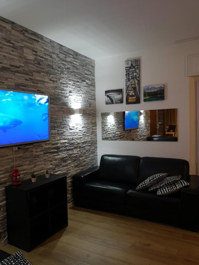 Queen East Verona Apartments Dış mekan fotoğraf