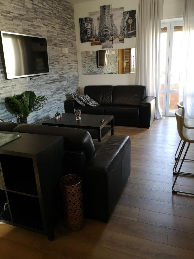 Queen East Verona Apartments Dış mekan fotoğraf